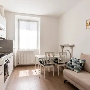 Anita's , Côme Italia